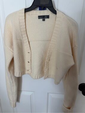 Blue Blush Cream Cropped Button-Front Cardigan